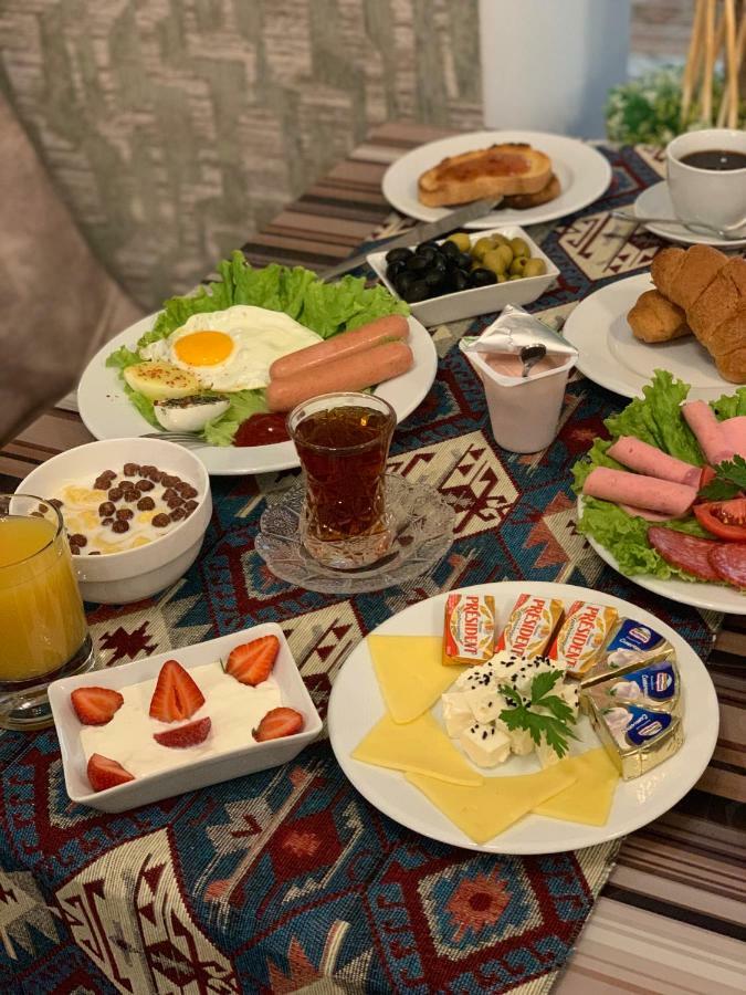 Mildom باكو