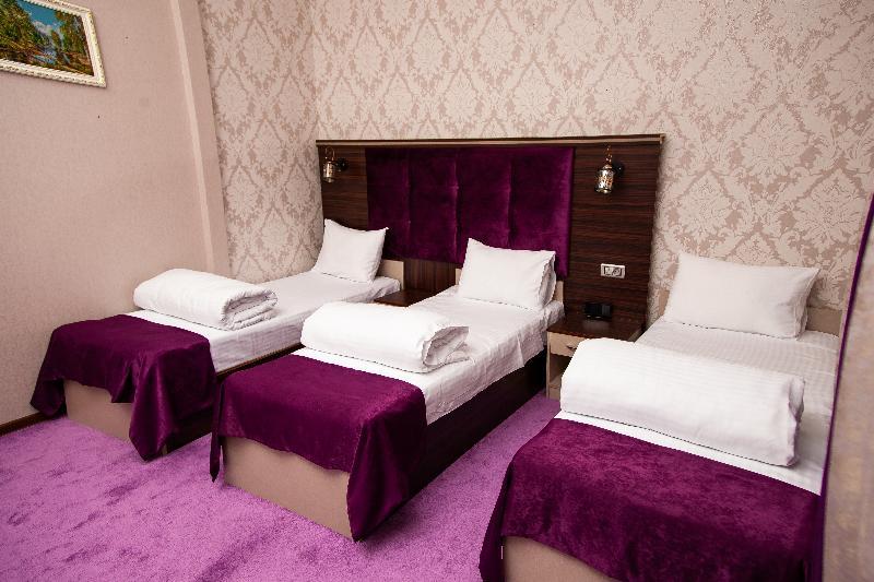 فندق Mildom 4*